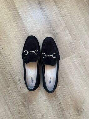 Tahari Griselda loafers